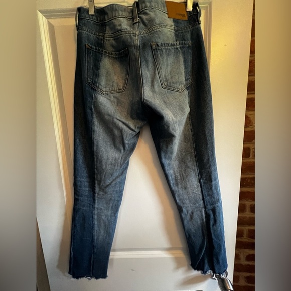 Like new! Express Two Tone Cropped Straight Leg Jean - Picture 2 of 5